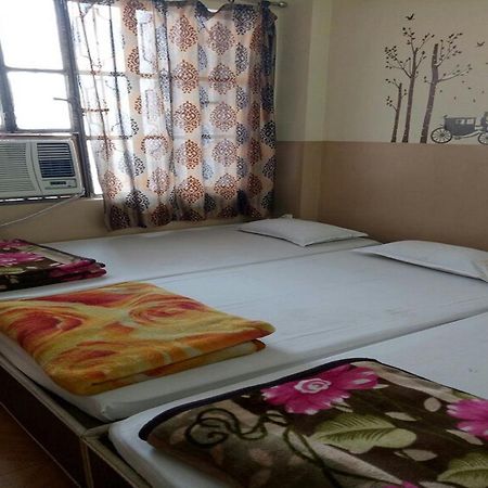 Swastik Guest House Varanasi Exterior foto