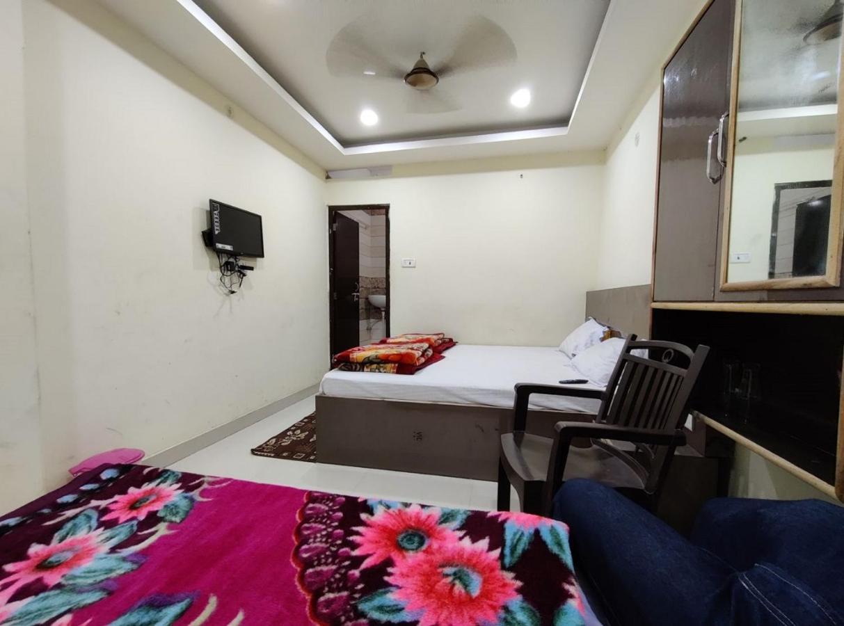 Swastik Guest House Varanasi Exterior foto